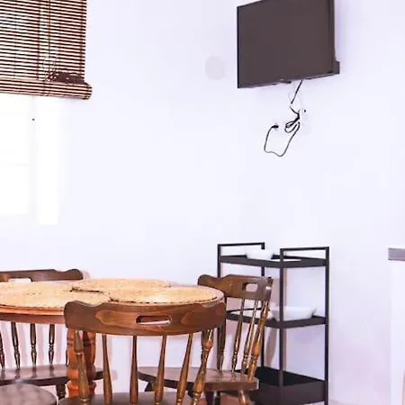Casa Veronica 1. Piso Entero. Apartmán *